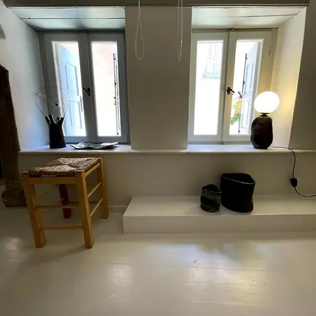 Reas House شقة